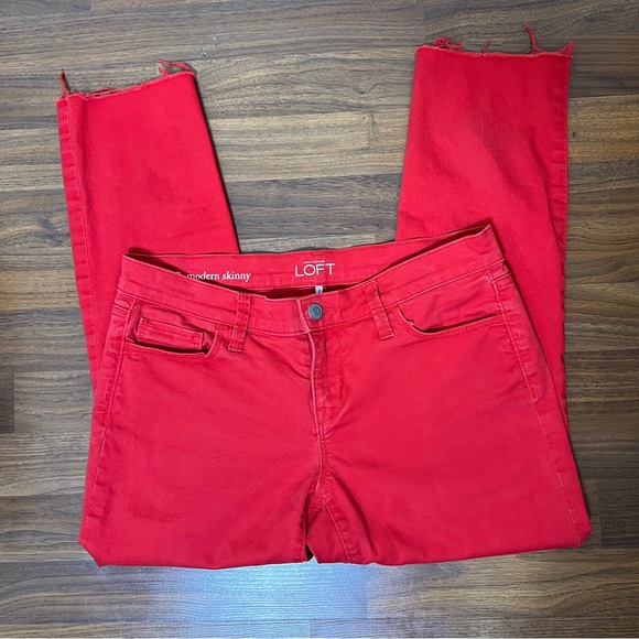 LOFT Modern Skinny Red Jeans with Raw Hem - Size 27/4P - Picture 4 of 11